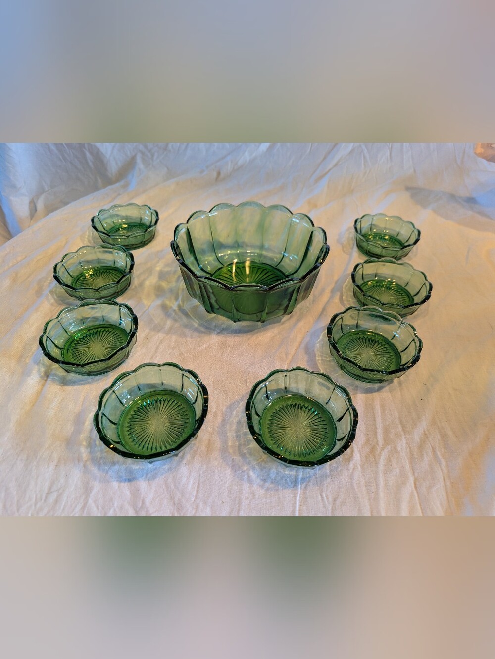 2/120$ Vintage Green Scalloped Glass Serving Bowl with Matching Dishes